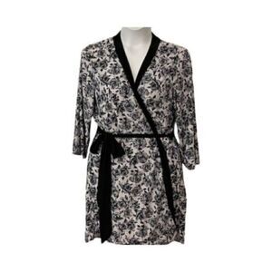 Laura Ashley Navy and White Floral Robe. Size Medium